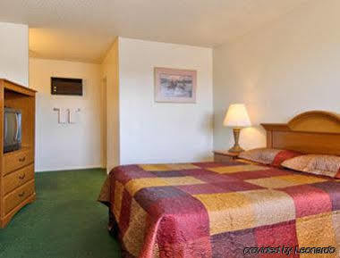 Super 8 By Wyndham Alturas Hotel Стая снимка